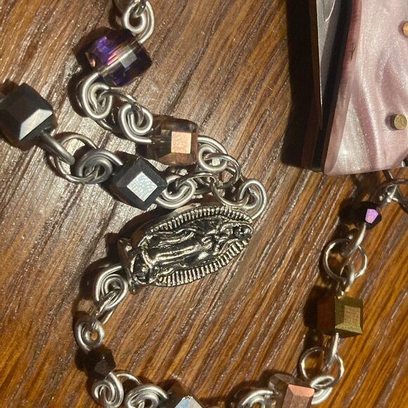 Mini Pocket Knife Rosary with Multi Shade Glass Square Beads - Picture 3 of 5